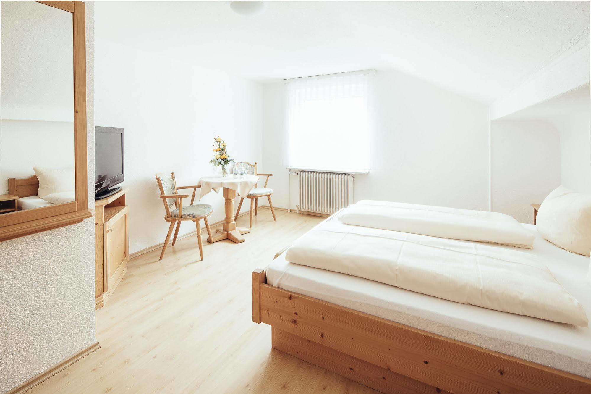 Kaisers Das Kleine Stadthotel Sonthofen Kültér fotó